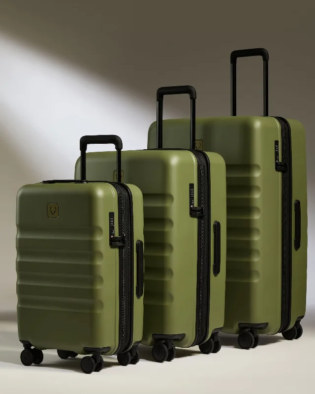 Waterproof Travel Duffel Bag Covers in Black for Protecting Your LuggageExpandable Carry-on Luggage Set in Fern Green - Icon Stripe