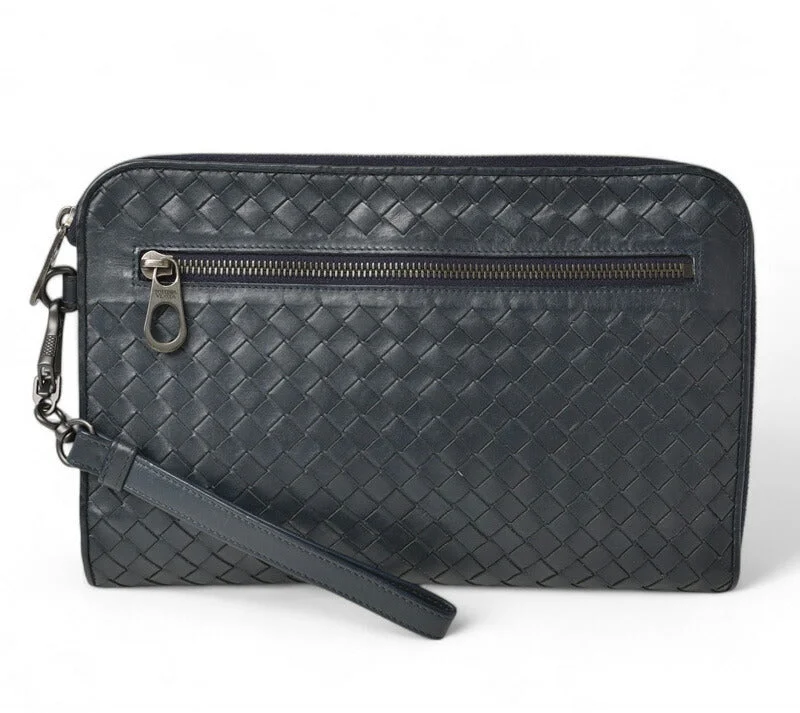 Women's Studded Leather Evening Bag in Black for Rock - n - Roll NightsBottega Veneta Leather Clutch Bag