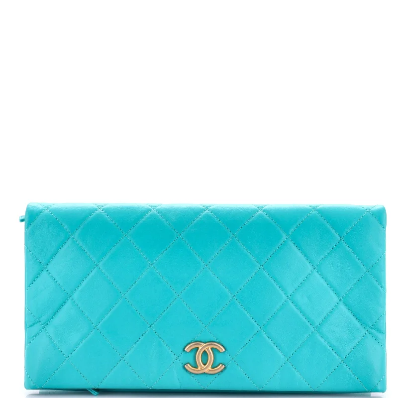 Snake - Skin Effect Clutch in Green for Exotic PartiesCC Foldover Clutch Quilted Lambskin Large