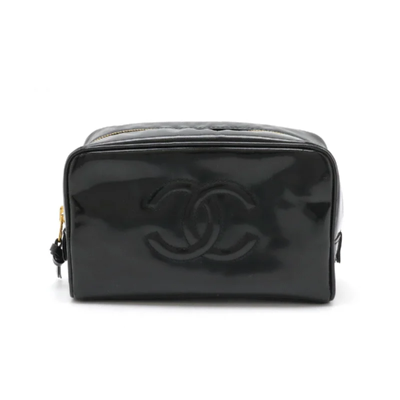 Leather Clutch with Chain Strap in Black for Cocktail PartiesChanel Coco Mark Patent Leather Clutch Bag