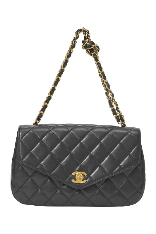 Crossbody Shoulder Bag in Black Leather with Gold Hardware for Night Outs[WB7117] Chanel | Shoulder Bag