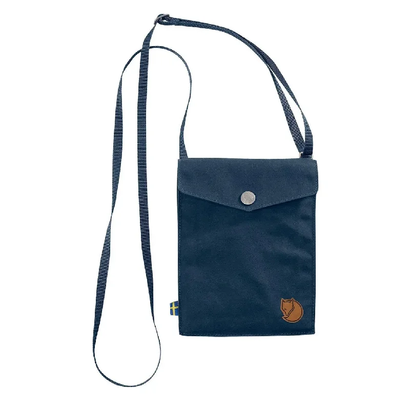 Shoulder Bag with Geometric Pattern in Multicolor for a Contemporary StyleFjallraven Pocket Shoulder Bag Navy