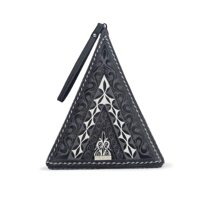 Mirrored Clutch in Silver for Futuristic - Themed GatheringsMalika Pyramid Clutch