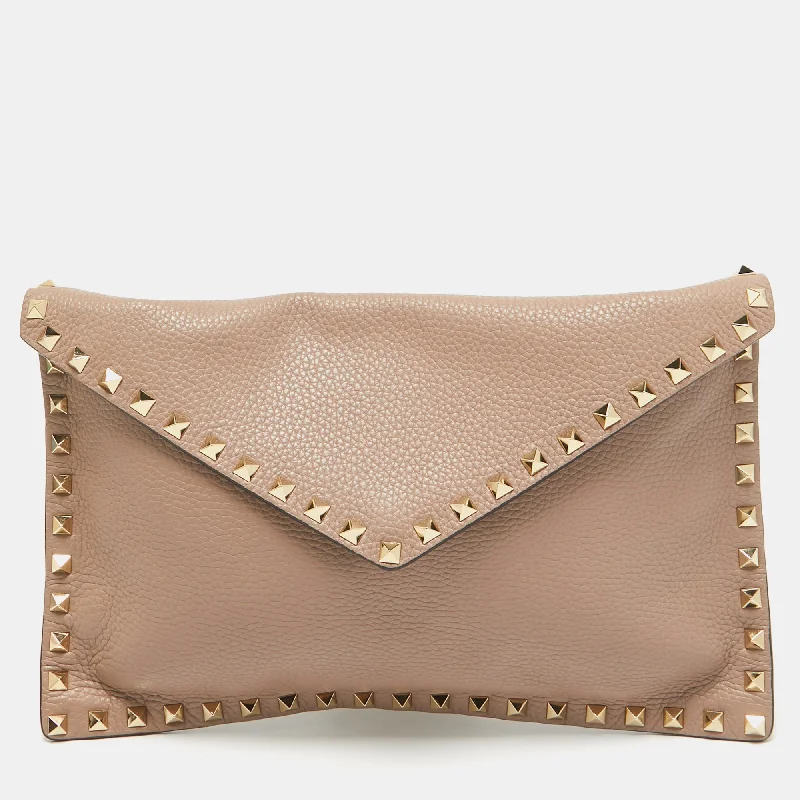 Women's Studded Leather Evening Bag in Black for Rock - n - Roll NightsValentino Dusty Pink Leather Rockstud Envelope Pouch