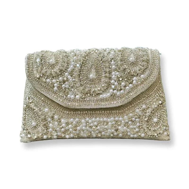 Snake - Skin Effect Clutch in Green for Exotic PartiesWomen's Clear With Stones Clutch Bag In Silver/pearl