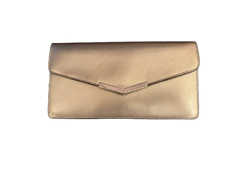 Women's Small Beaded Clutch in Silver for New Year's Eve PartyWomen's Demi Clutch With Strap In Gold