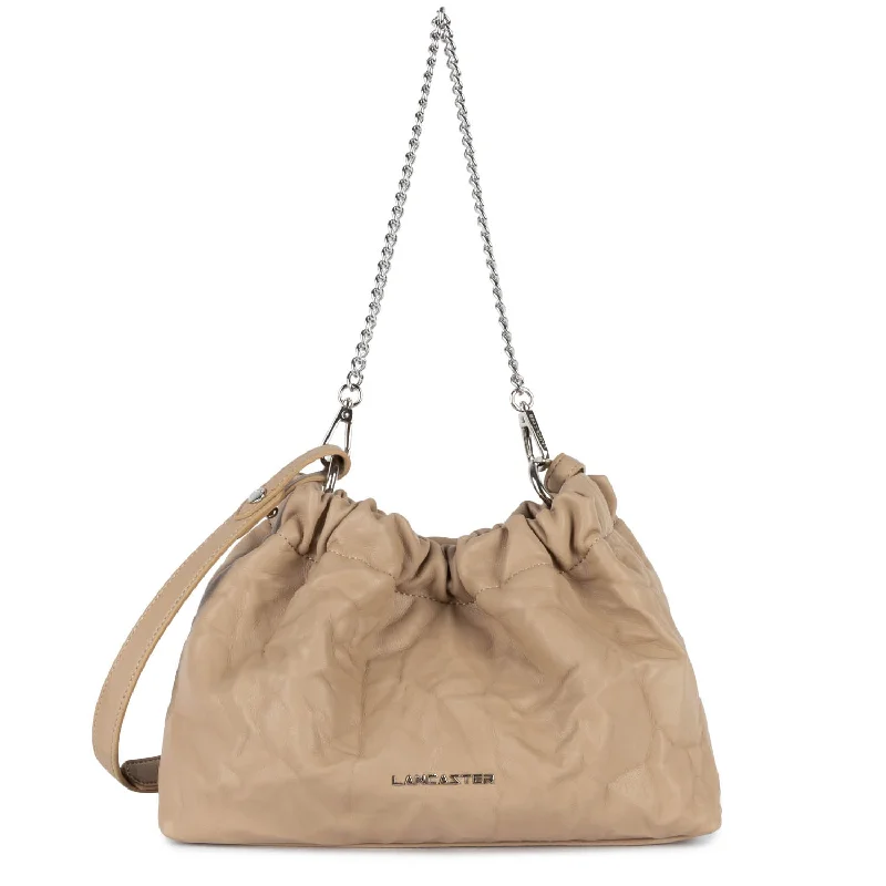 Large Faux Leather Crossbody Bag in Brown with Tassel Details for Casual TravelFroissé Crossbody Bag