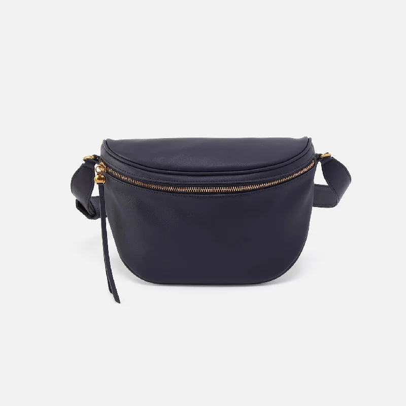 Women's Crossbody Bag with Multiple Compartments in Gray for Organized Daily UseJuno Belt Bag In Smooth Leather - Navy