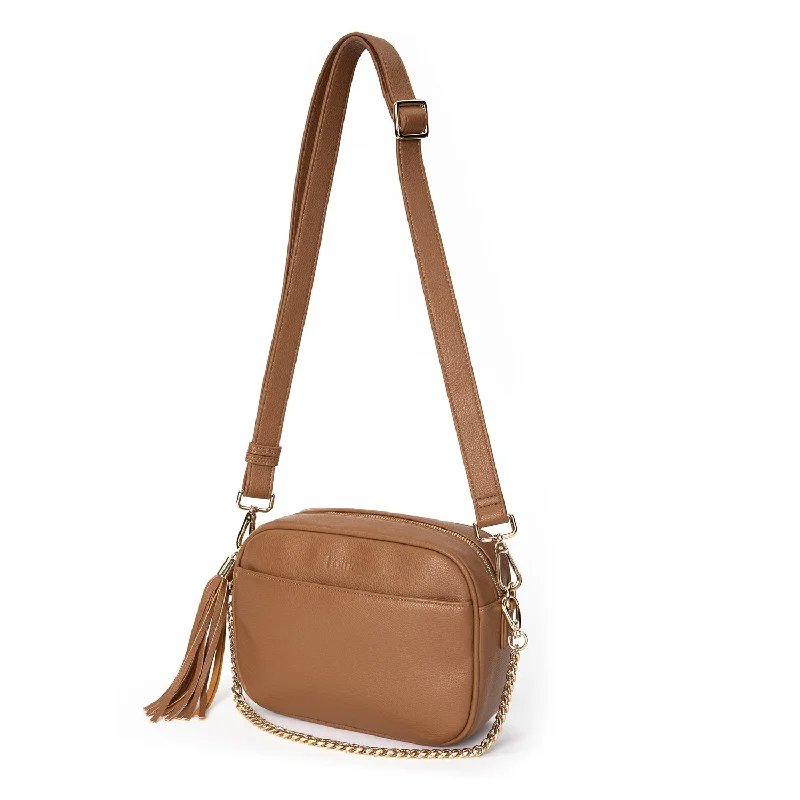 Quilted Leather Crossbody Bag in Cream for a Classic and Elegant AppearanceThe Bestie Crossbody Bag V2 (Tan)